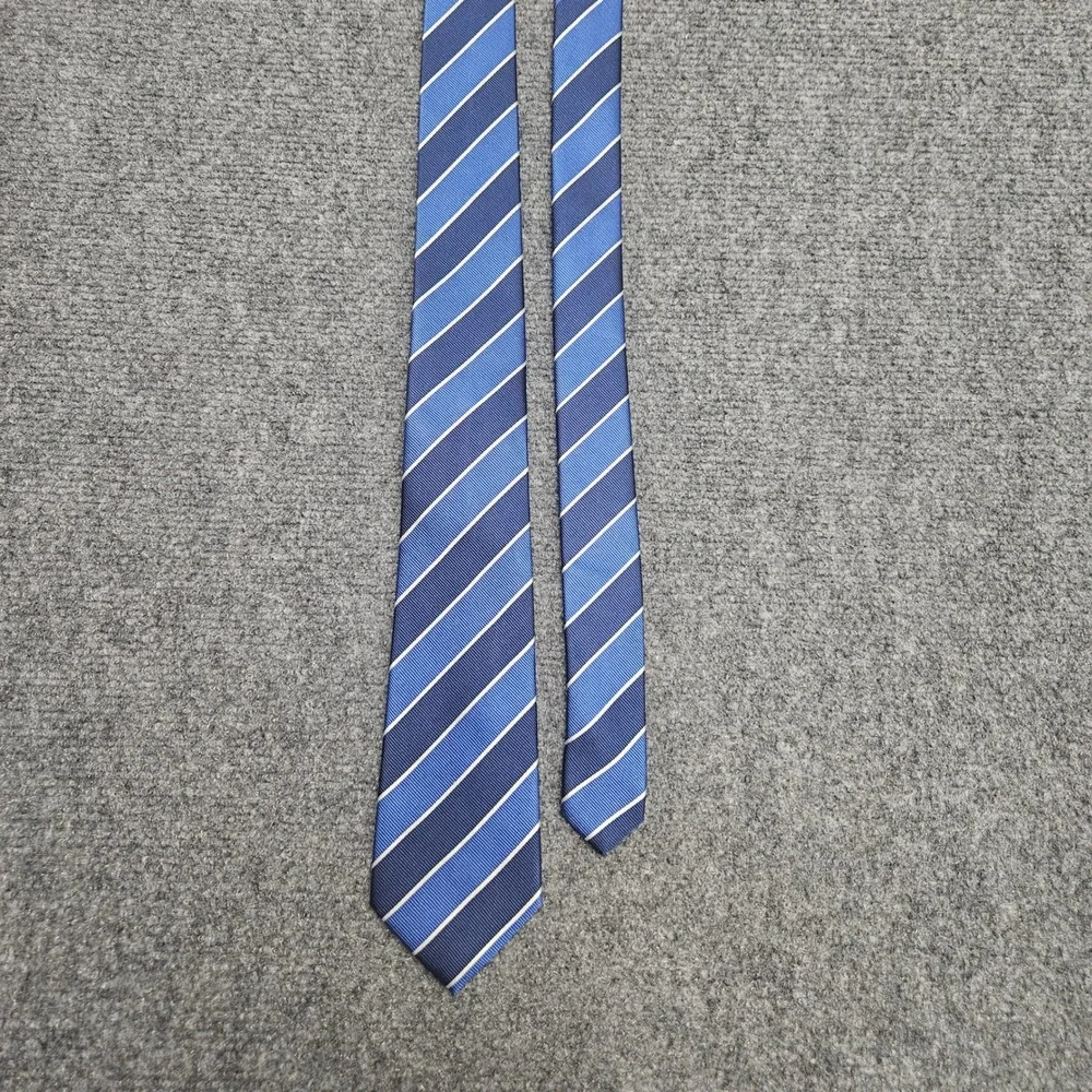 BlackBird Silk Tie‎ Blue Diagonal Stripe Handmade Preppy Elevated Office Career